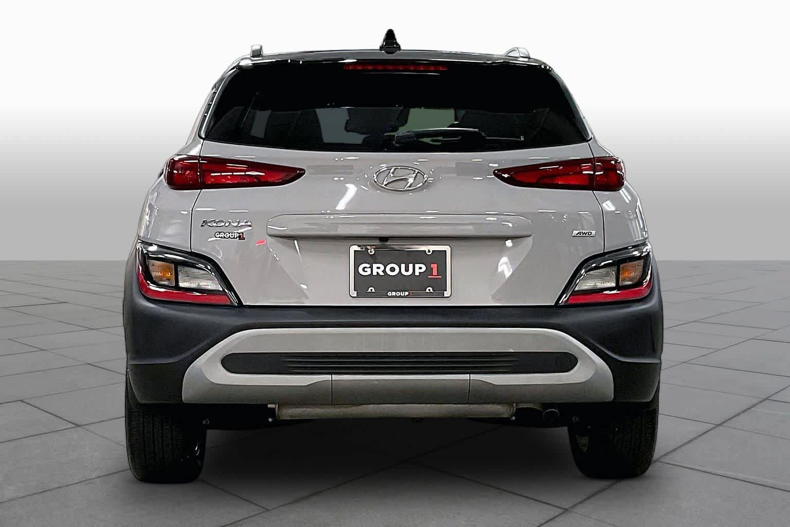 Used 2022 Hyundai Kona SEL AWD/4WD image 5