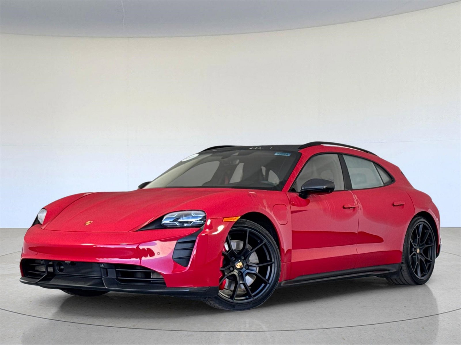 Used 2024 Porsche Taycan GTS image 1