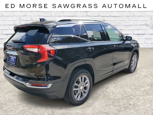 Certified 2024 GMC Terrain SLT image 4