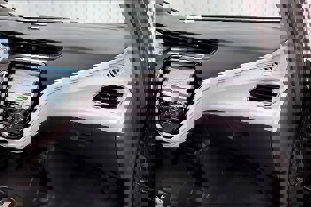 Used 2020 Chevrolet Bolt LT image 17