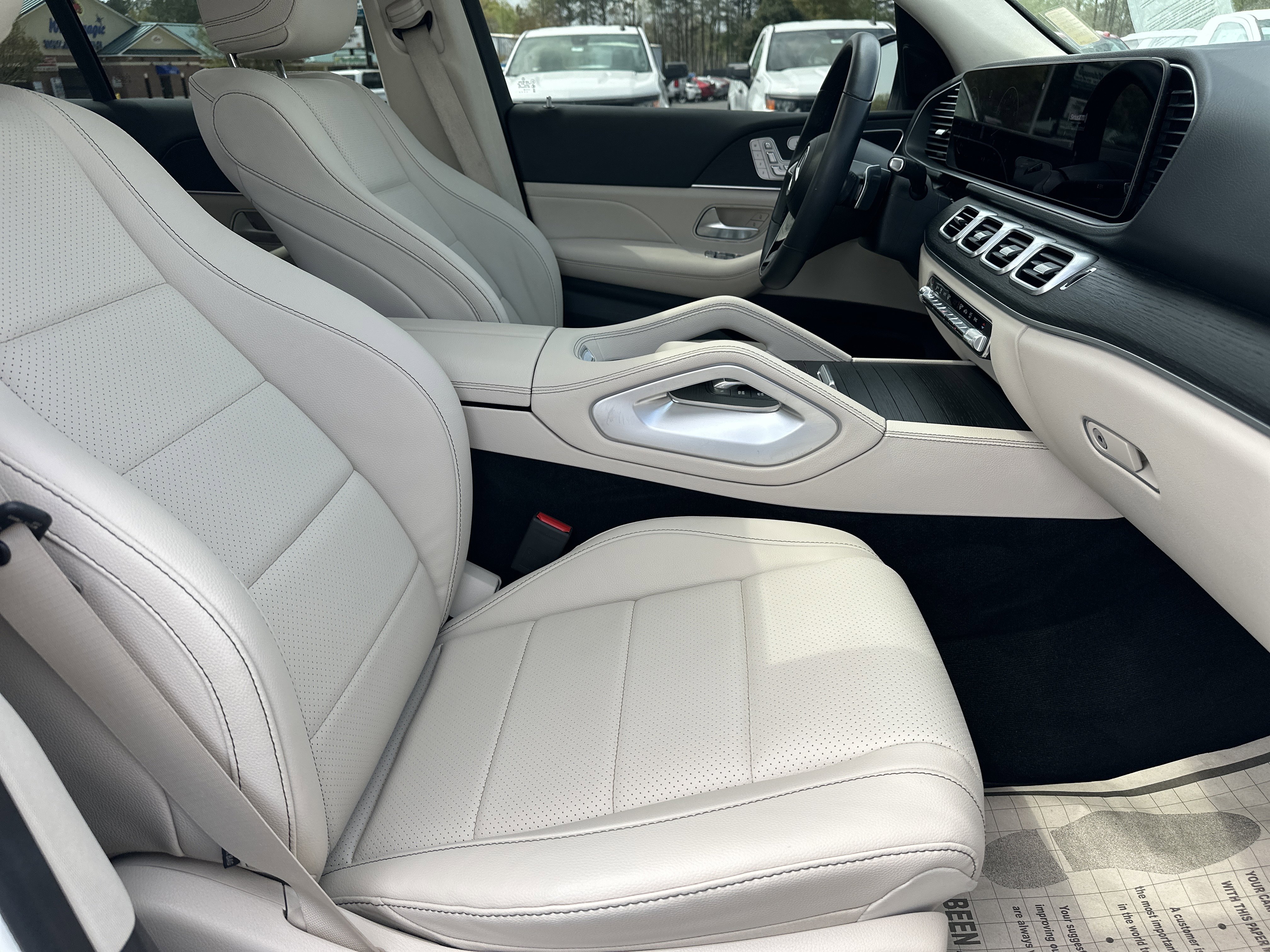 Used 2024 Mercedes-Benz GLE 350 4MATIC image 14