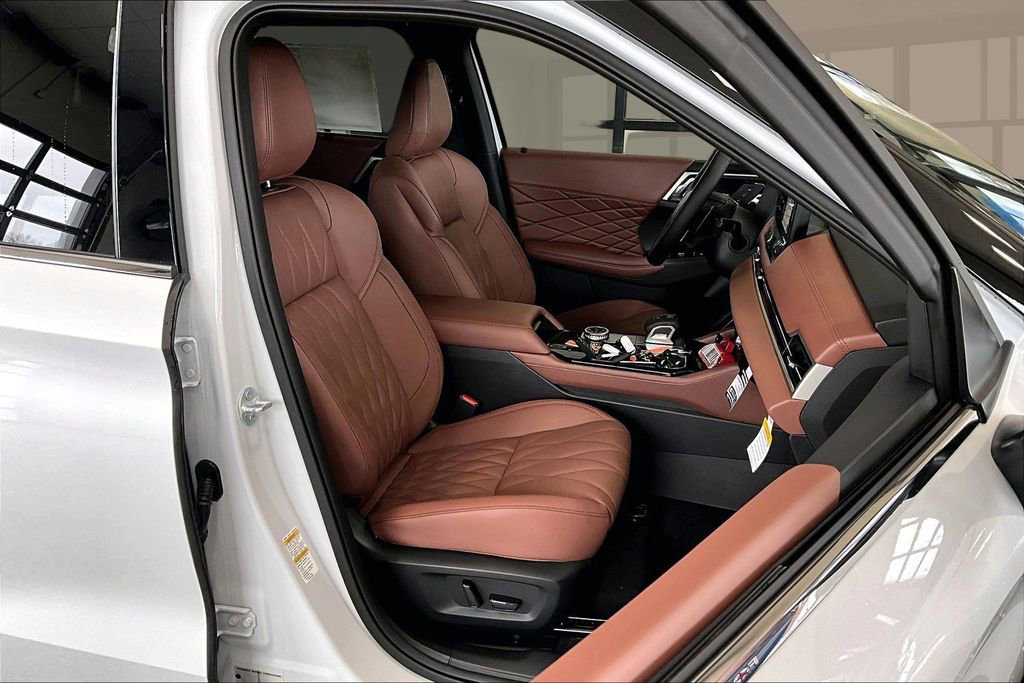 New 2026 Mitsubishi Outlander SEL image 12
