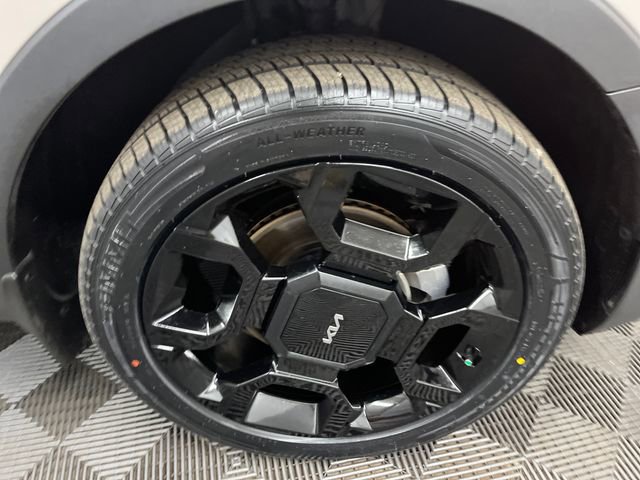 Certified 2024 Kia Sorento SX Prestige w/ Olive Brown Leather Package AWD/4WD image 36