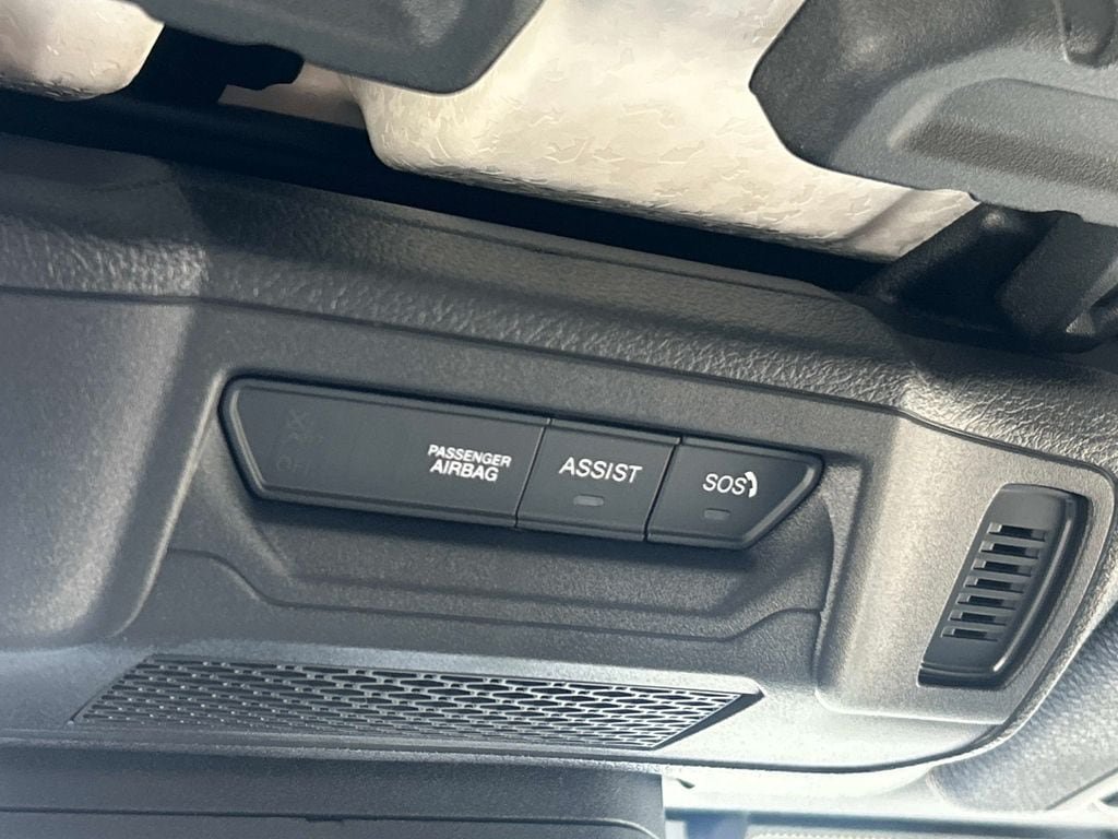 Certified 2025 Jeep Gladiator Sport AWD/4WD image 34