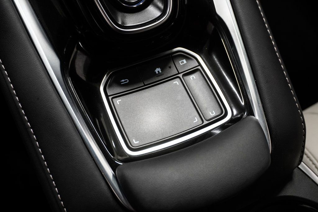 Used 2025 Acura RDX SH-AWD image 22