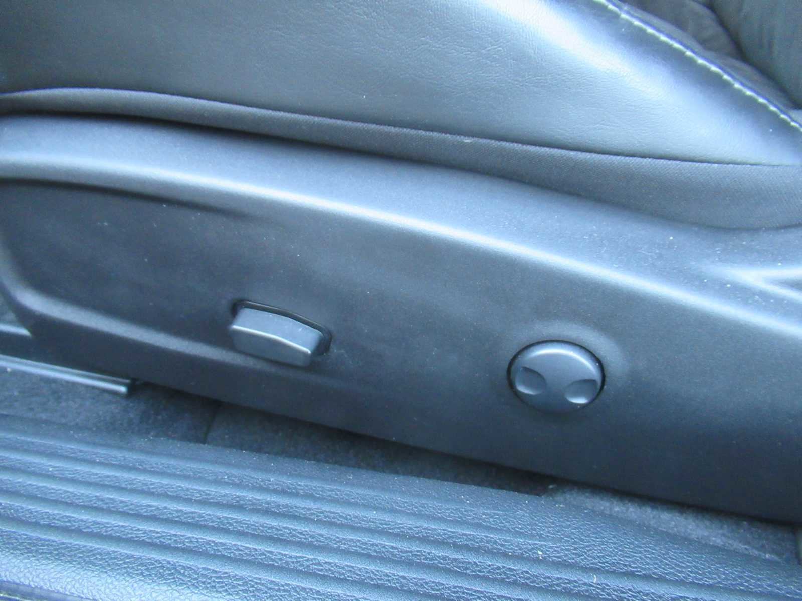 Used 2023 Dodge Challenger GT w/ Plus Package image 23