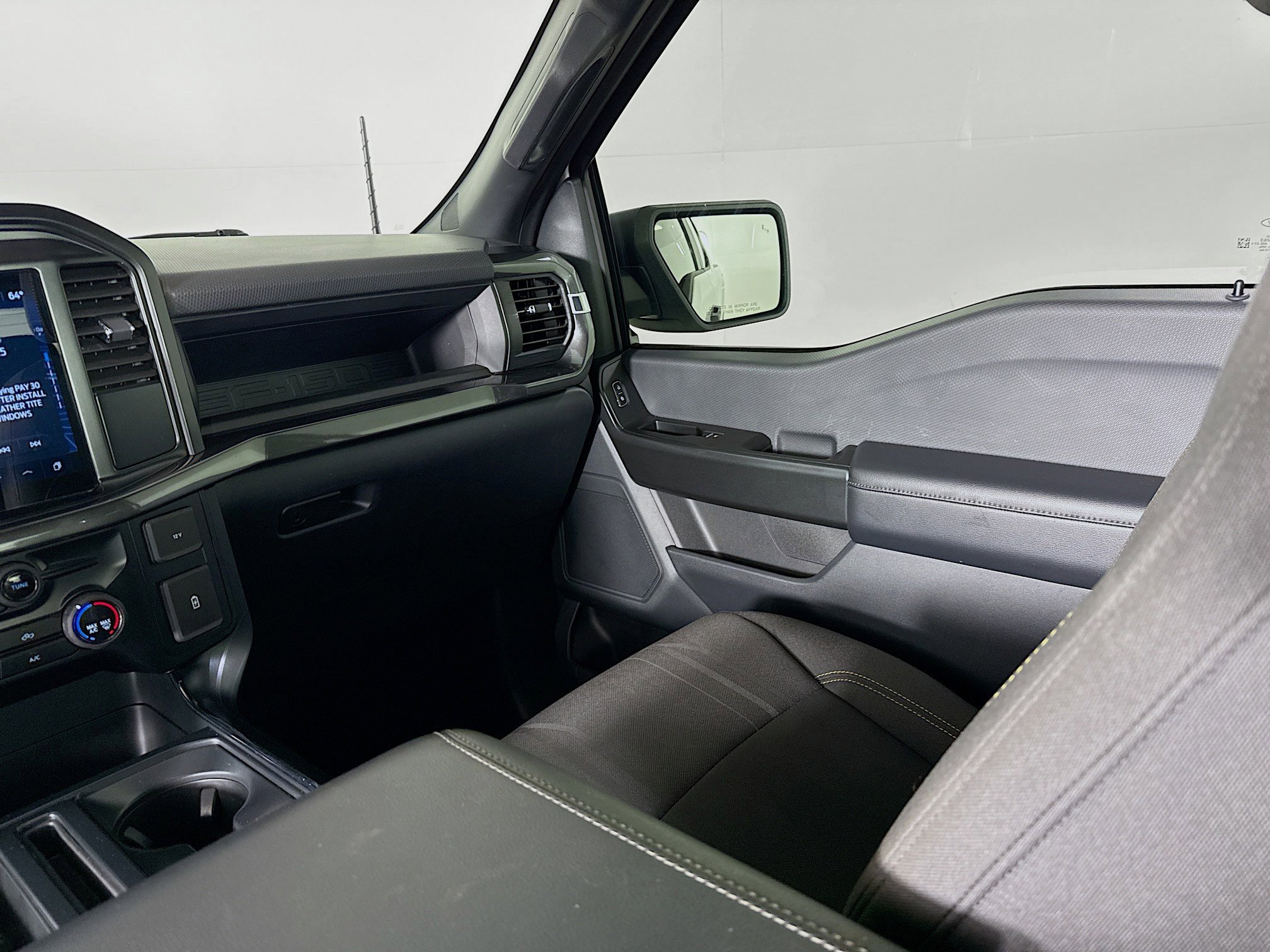 Used 2024 Ford F150 STX image 27