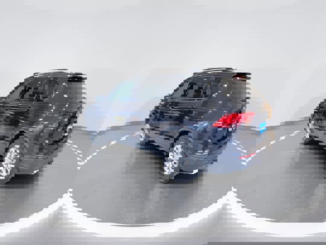 Used 2019 Volkswagen Tiguan S image 6