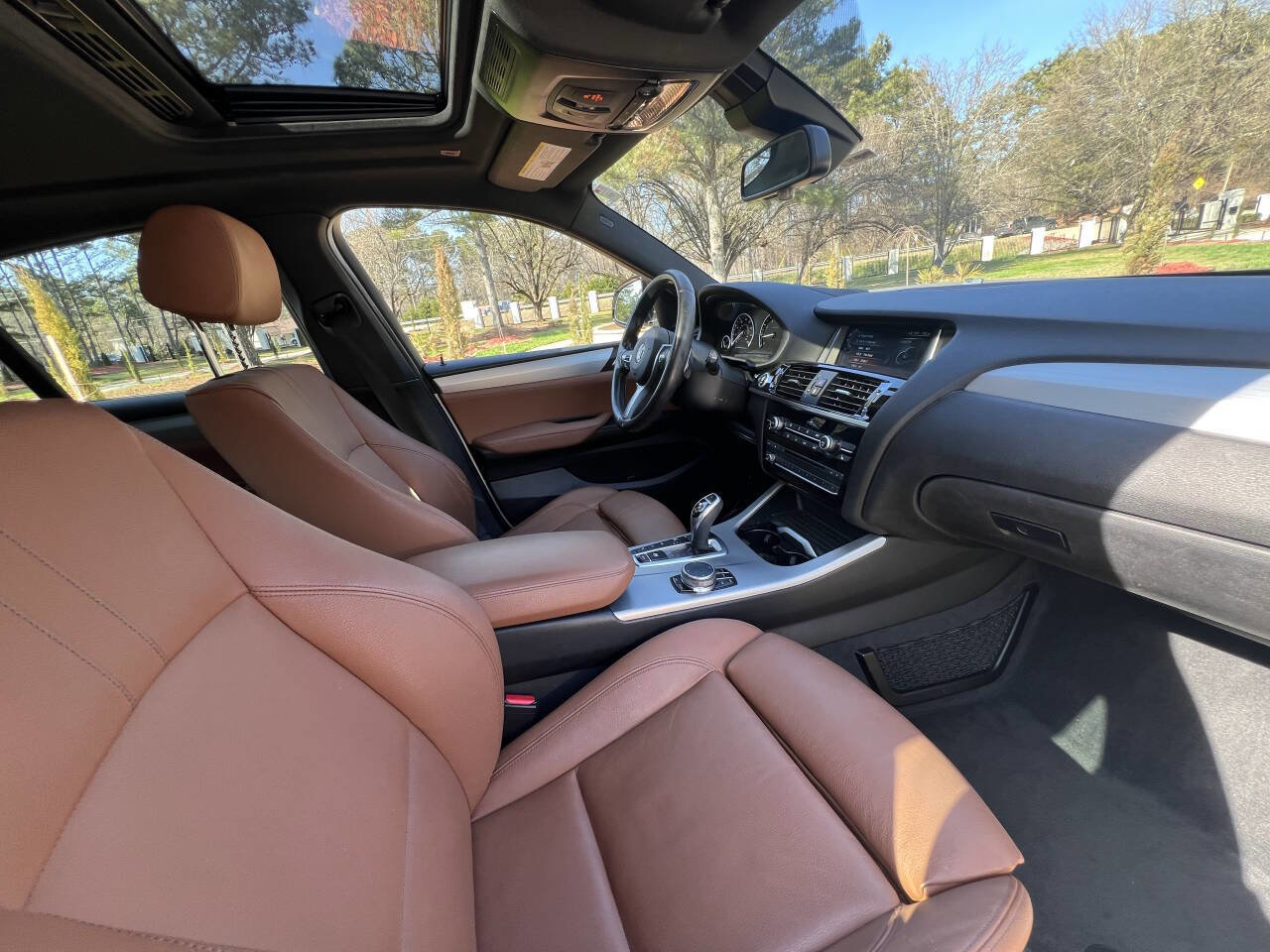 Used 2018 BMW X4 M40i image 16