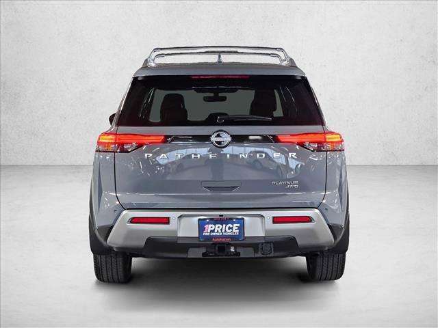 Used 2025 Nissan Pathfinder Platinum AWD/4WD image 6