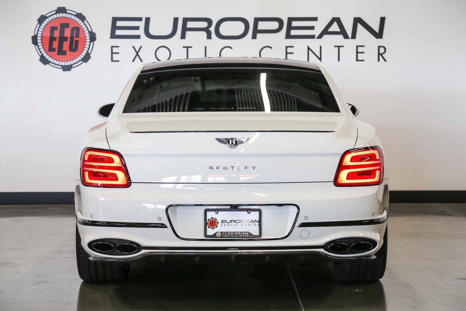 Used 2022 Bentley Flying Spur V8 AWD/4WD image 19