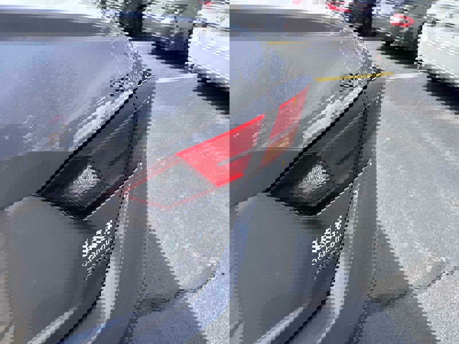 Used 2024 Nissan Altima 2.5 SV image 6