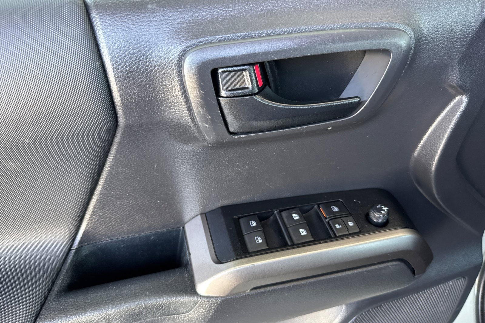 Used 2023 Toyota Tacoma 4x4 Double Cab w/ Trail Edition image 10