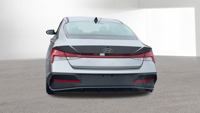 New 2026 Hyundai Elantra Blue image 8