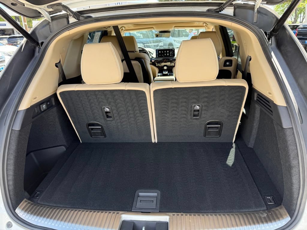Used 2026 Acura MDX SH-AWD w/ Advance Package image 19
