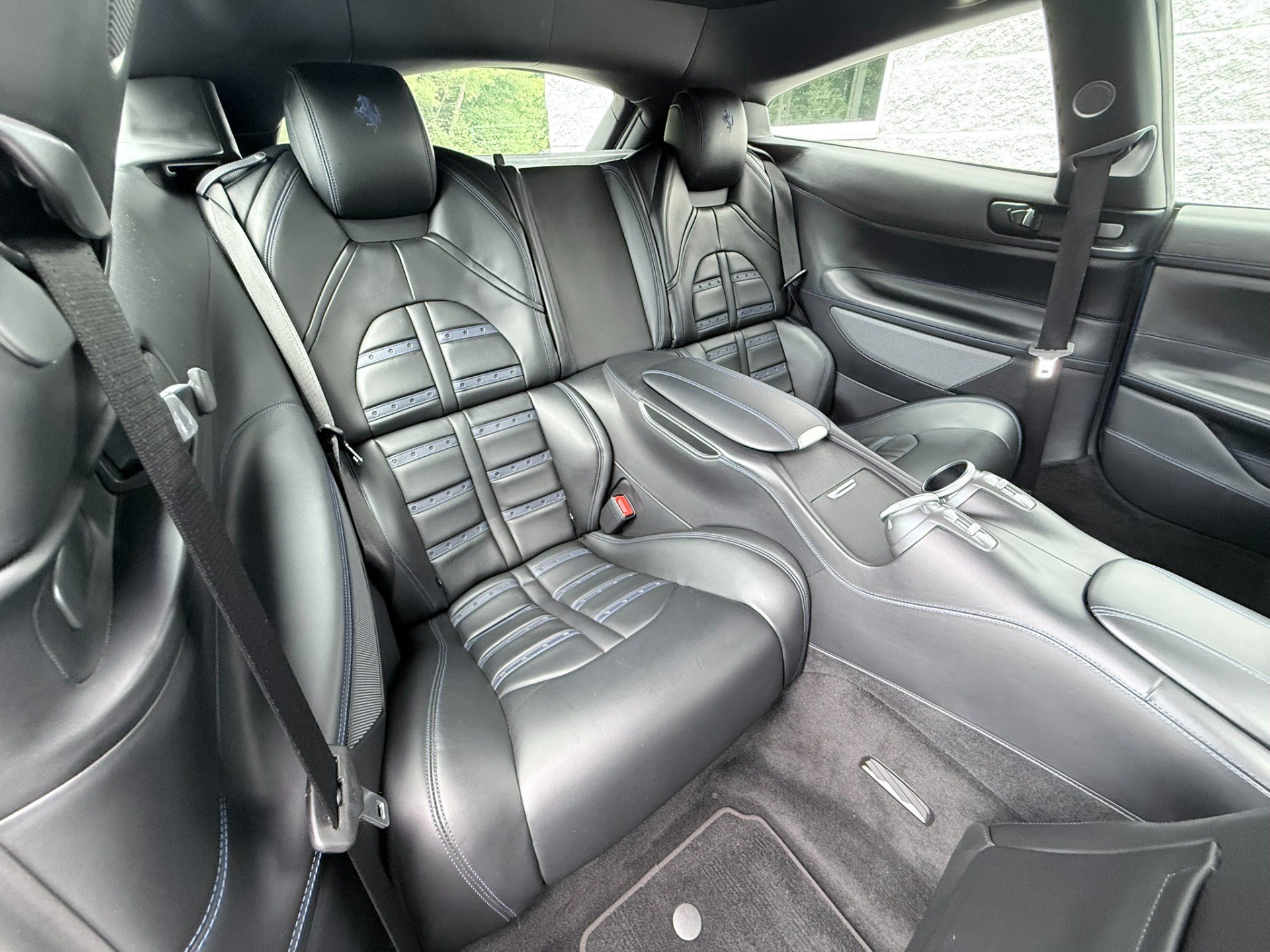 Used 2019 Ferrari GTC4Lusso AWD/4WD image 31