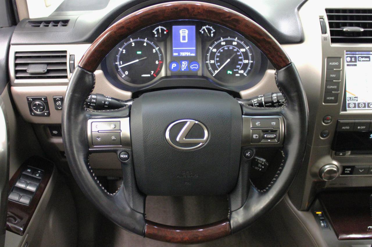 Used 2017 Lexus GX 460 Premium w/ Premium Package image 58