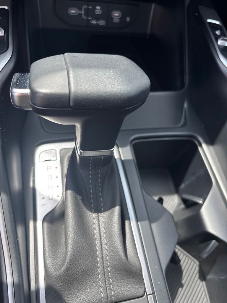 Used 2025 Kia Sorento S w/ Panoramic Sunroof Package FWD image 20