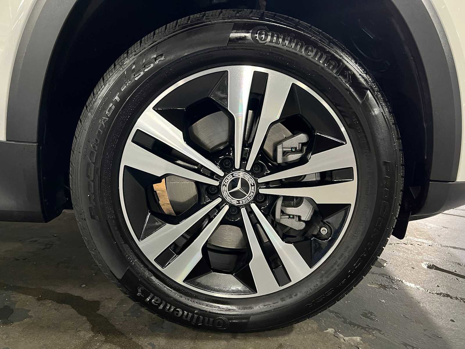 Used 2025 Mercedes-Benz GLB 250 GLB 250 image 9