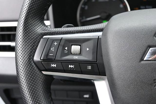 Used 2025 Mitsubishi Outlander SE FWD image 21