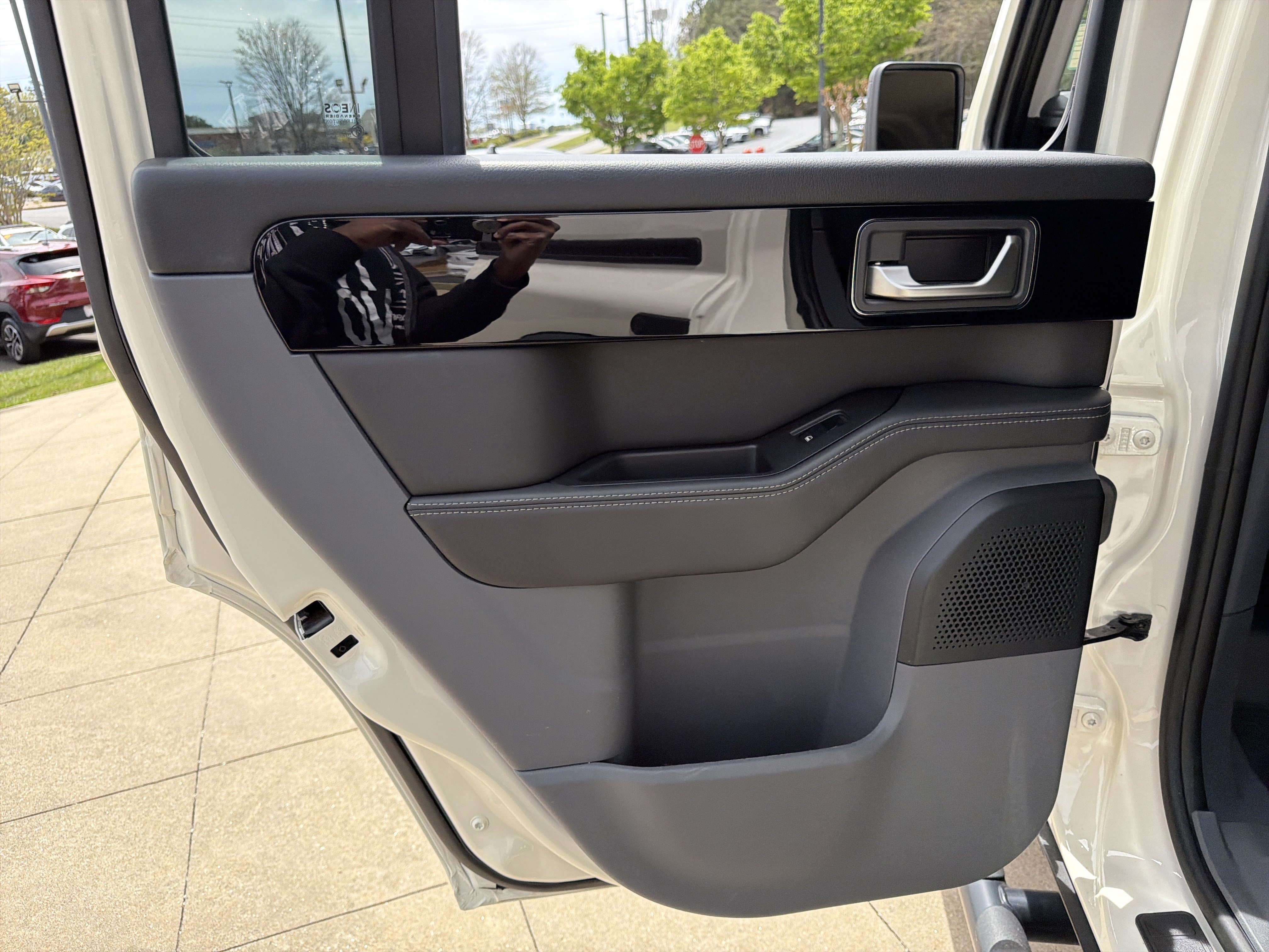 Used 2024 INEOS Grenadier Fieldmaster Edition image 21