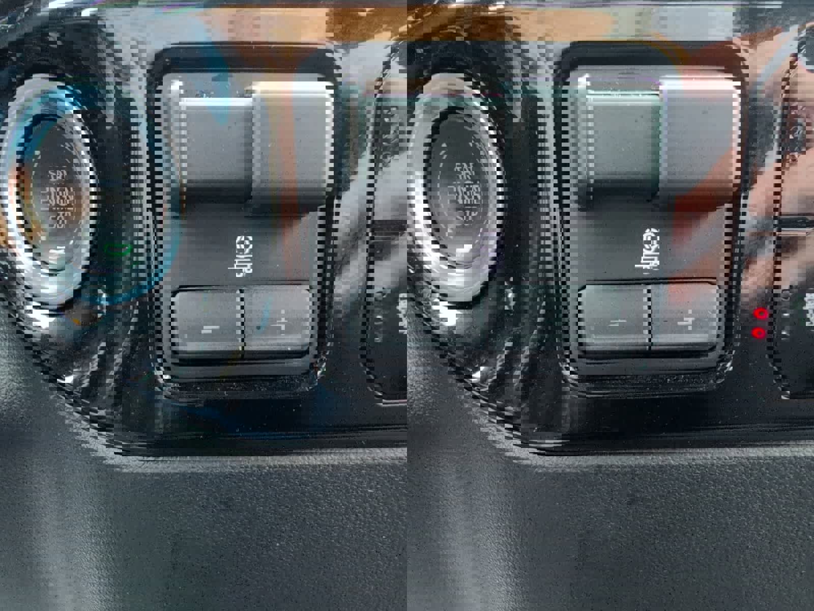 Used 2025 Chevrolet Silverado 1500 LT image 23