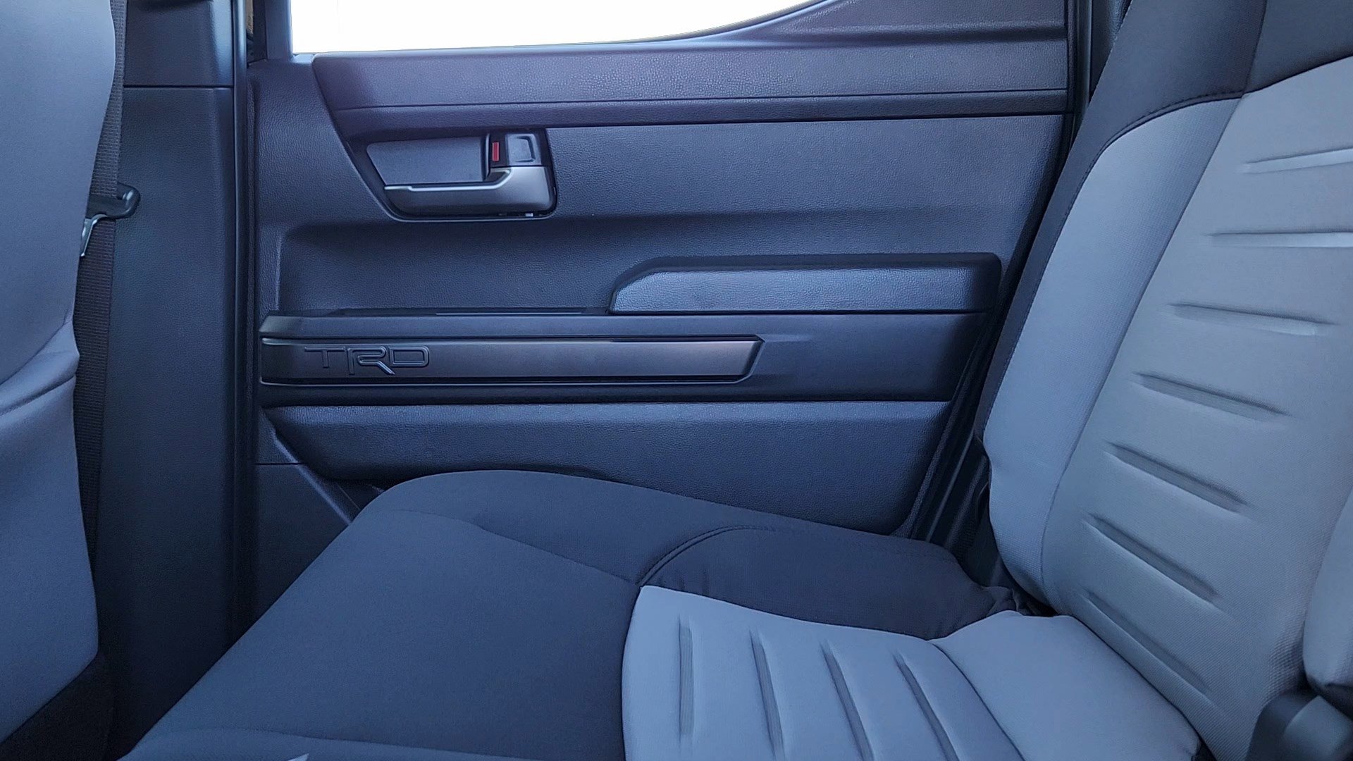 New 2025 Toyota Tacoma TRD Off-Road image 17