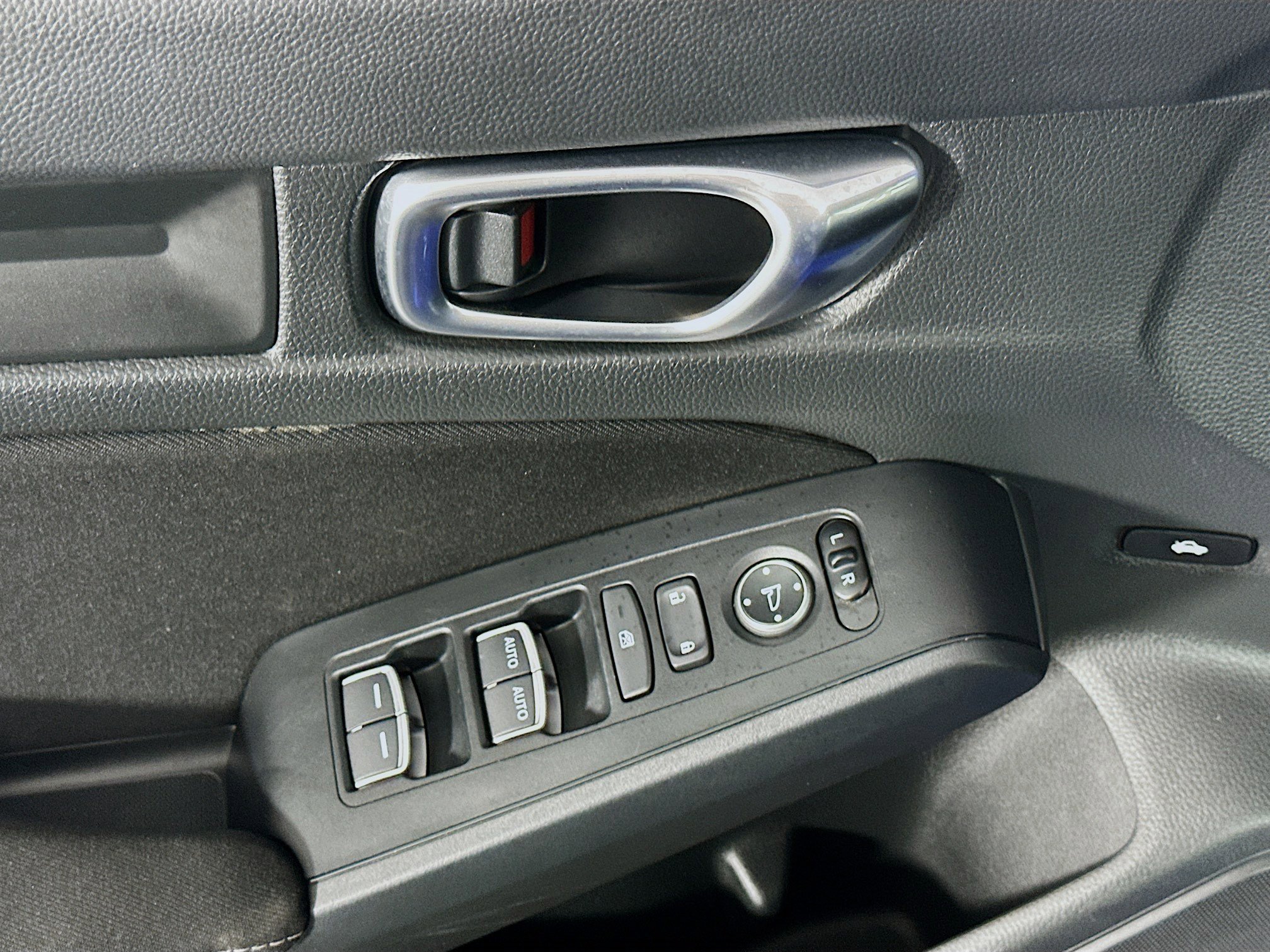 Used 2023 Honda Civic Sport image 15