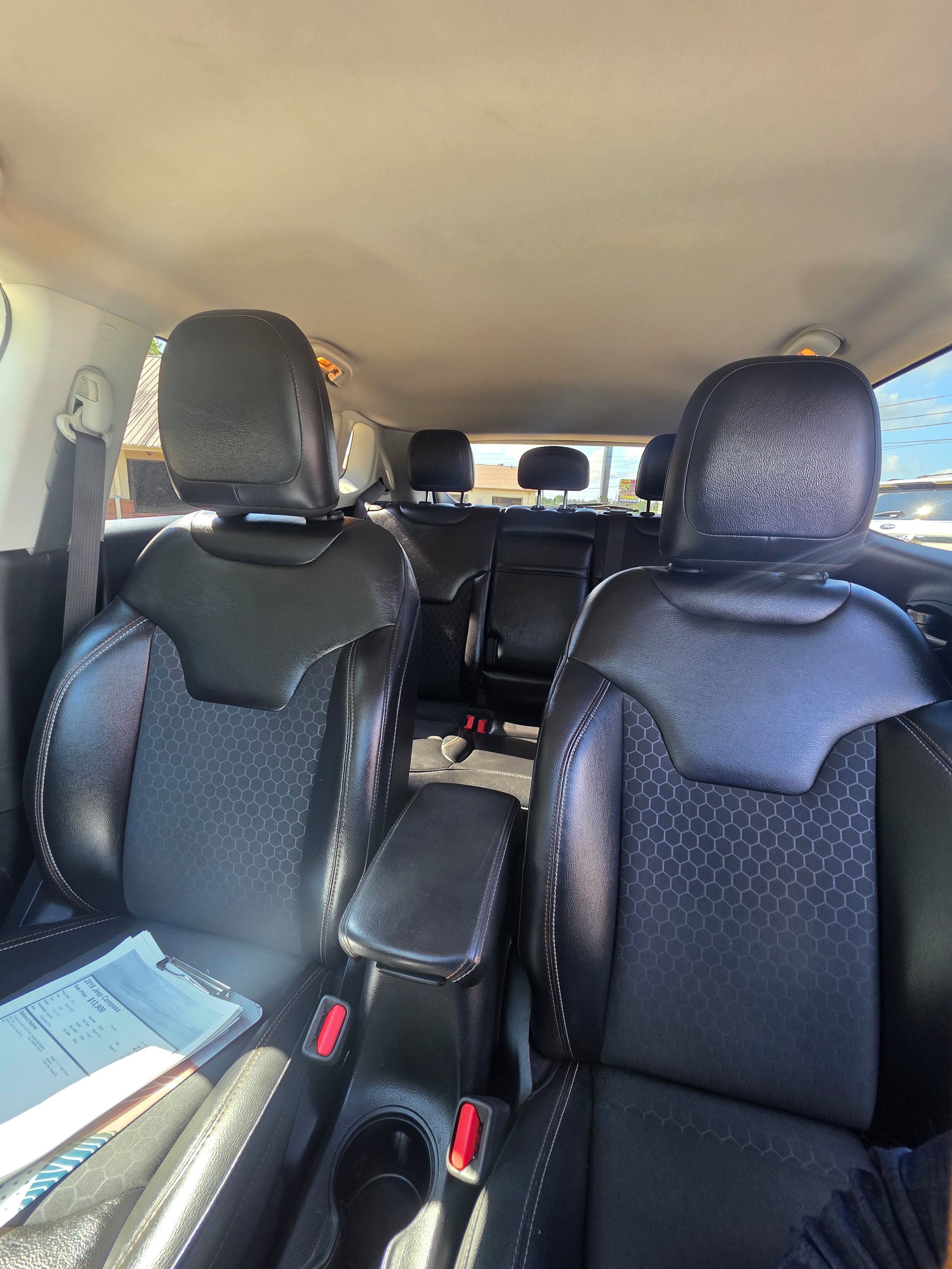 Used 2019 Jeep Compass Latitude FWD image 22