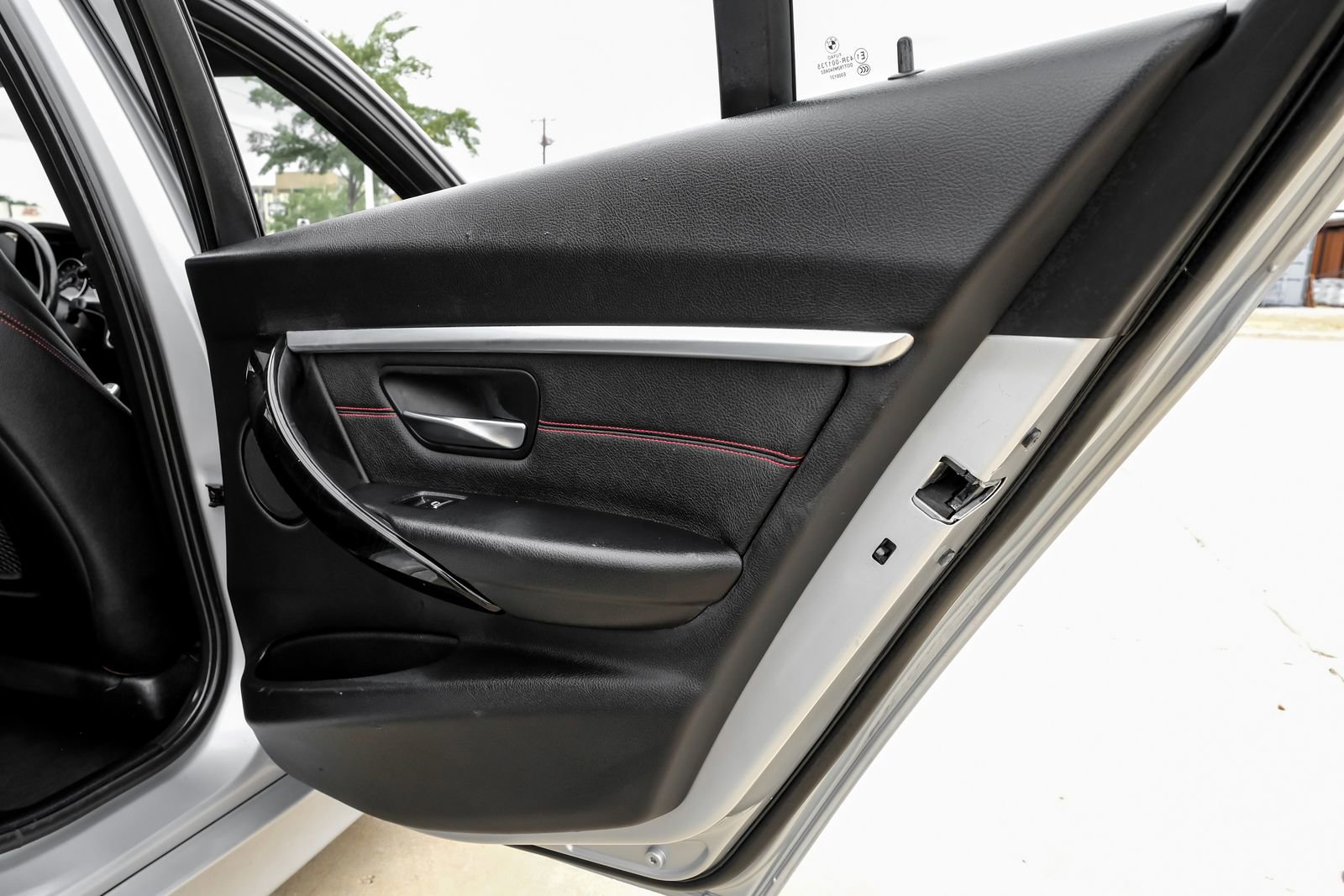 Used 2018 BMW 330i Sedan w/ Convenience Package RWD image 51