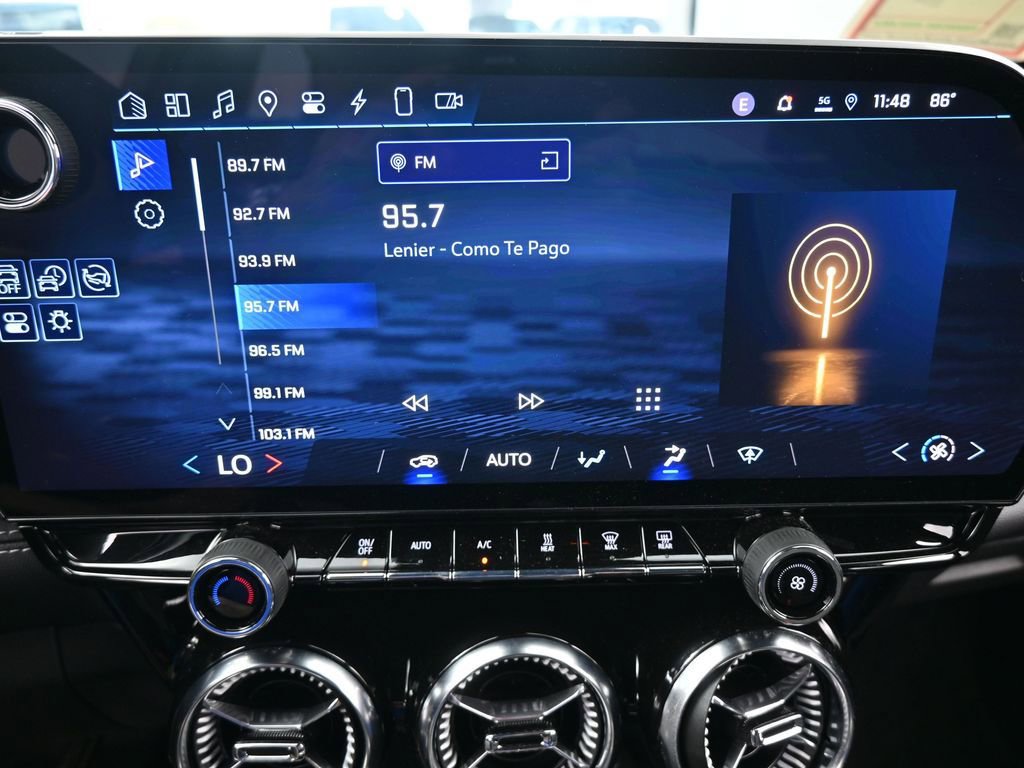 Used 2025 Chevrolet Blazer EV LT image 28