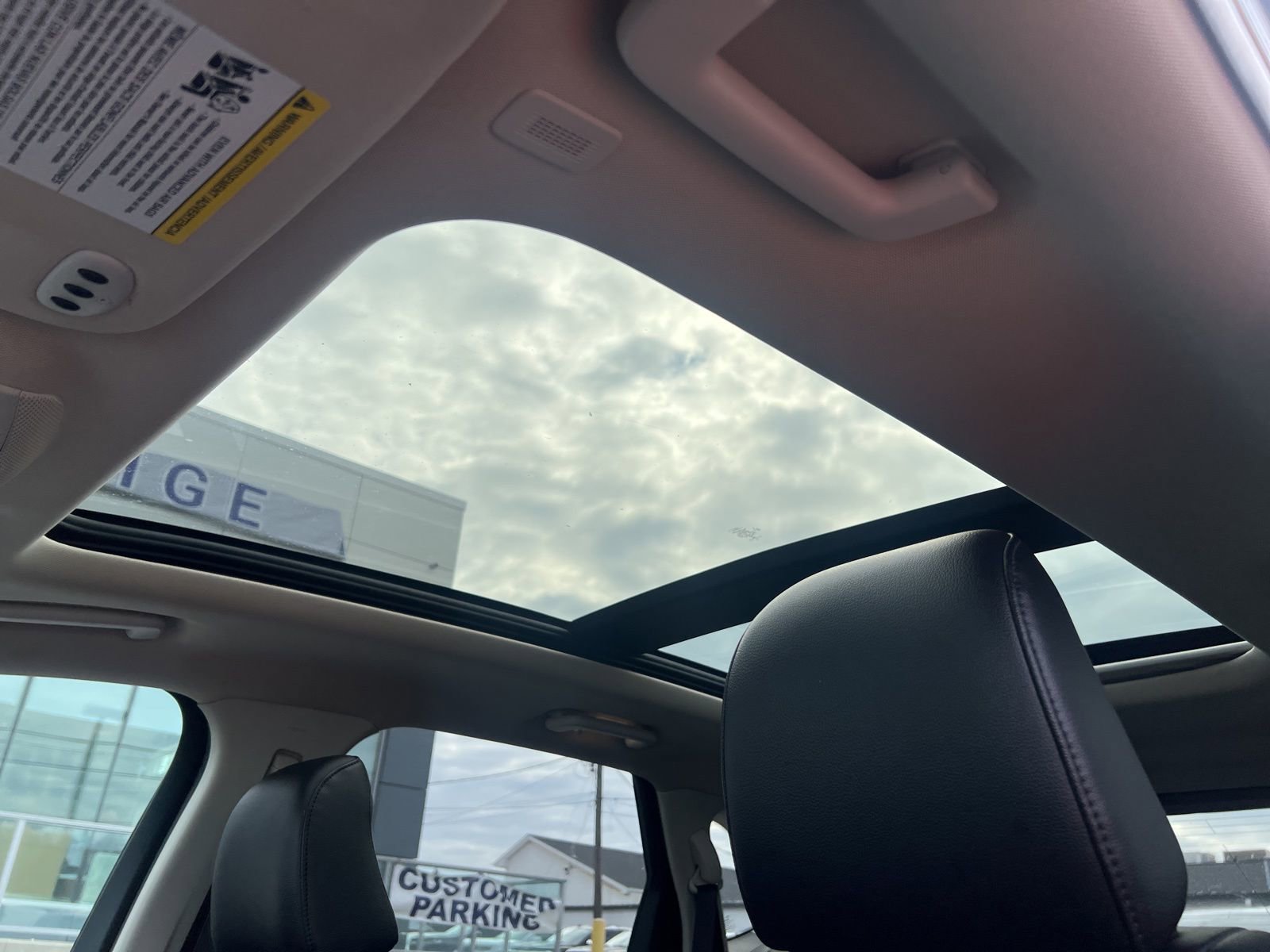 Used 2023 Ford Edge SEL w/ Convenience Package image 15