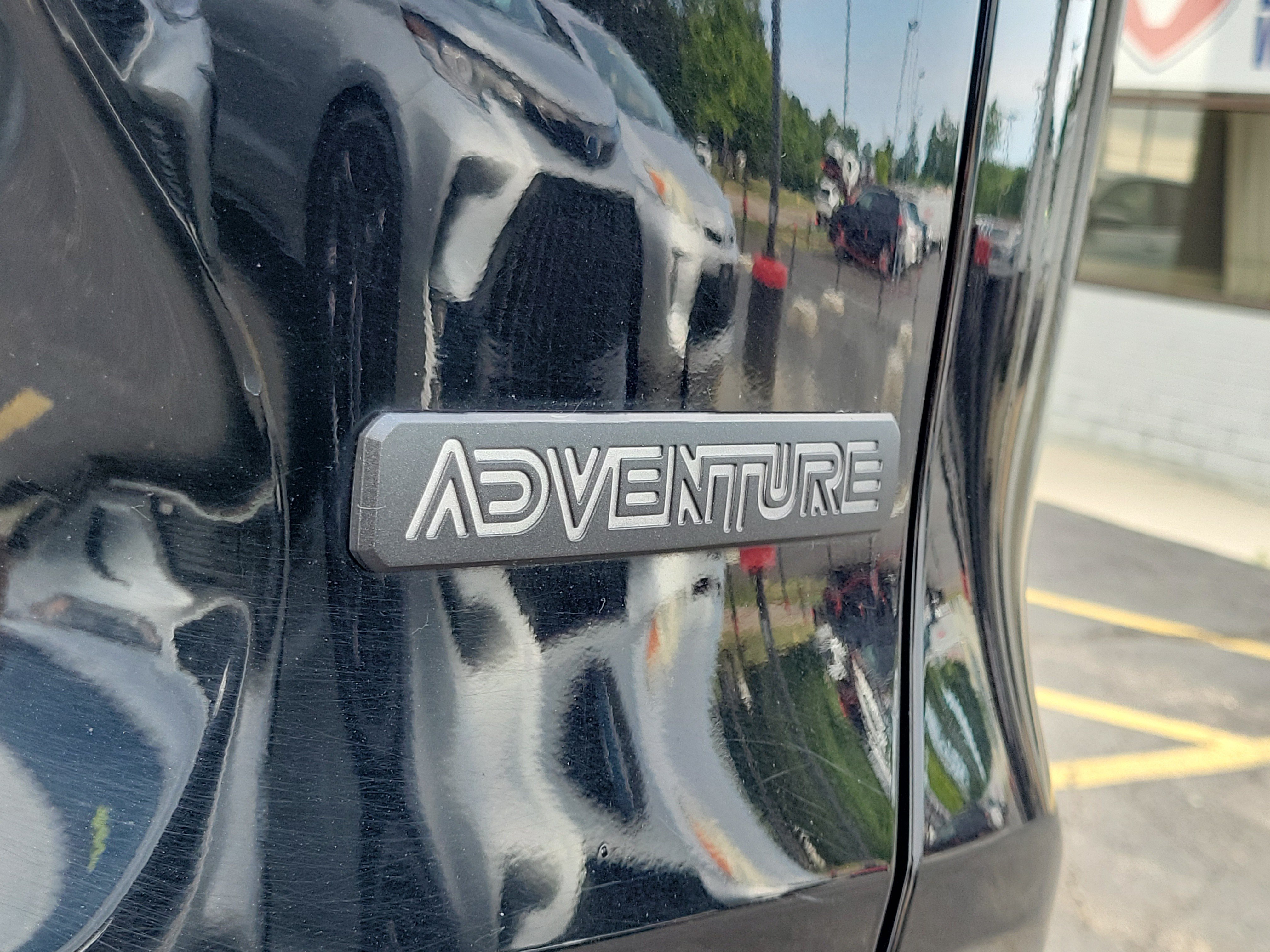 Used 2024 Toyota RAV4 Adventure AWD/4WD image 7