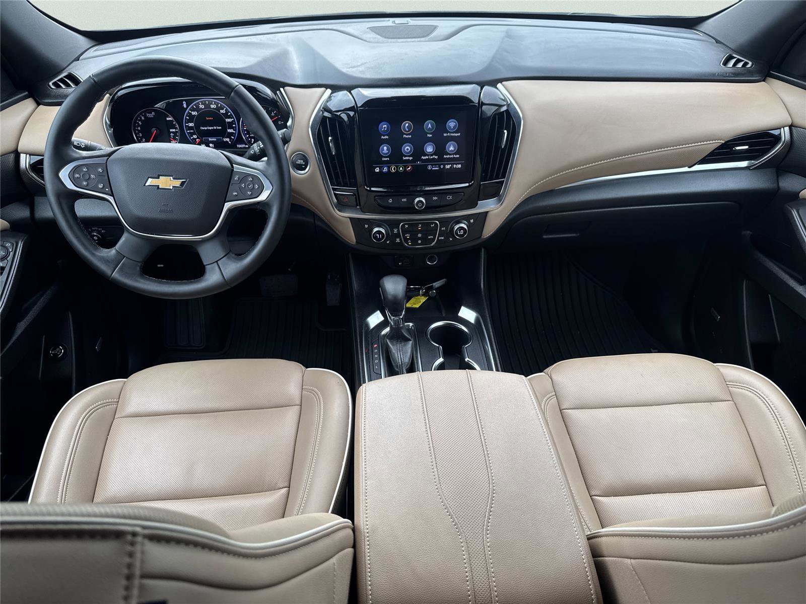 Used 2023 Chevrolet Traverse Premier image 11