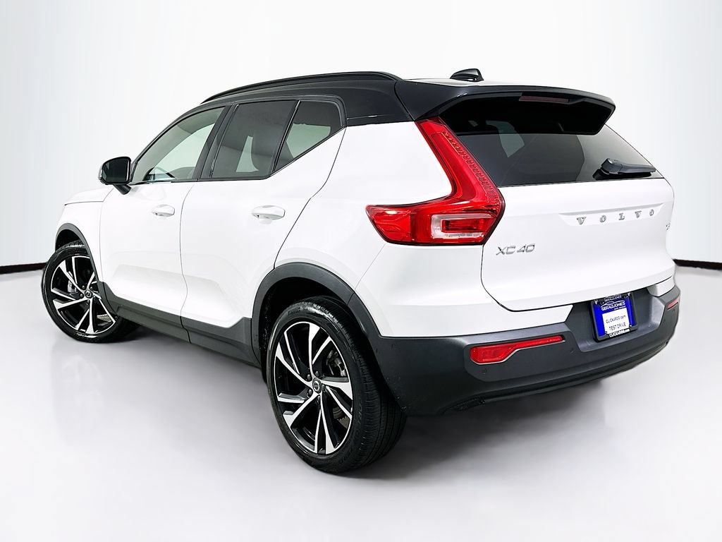 Used 2021 Volvo XC40 T5 R-Design w/ Advanced Package AWD/4WD image 6