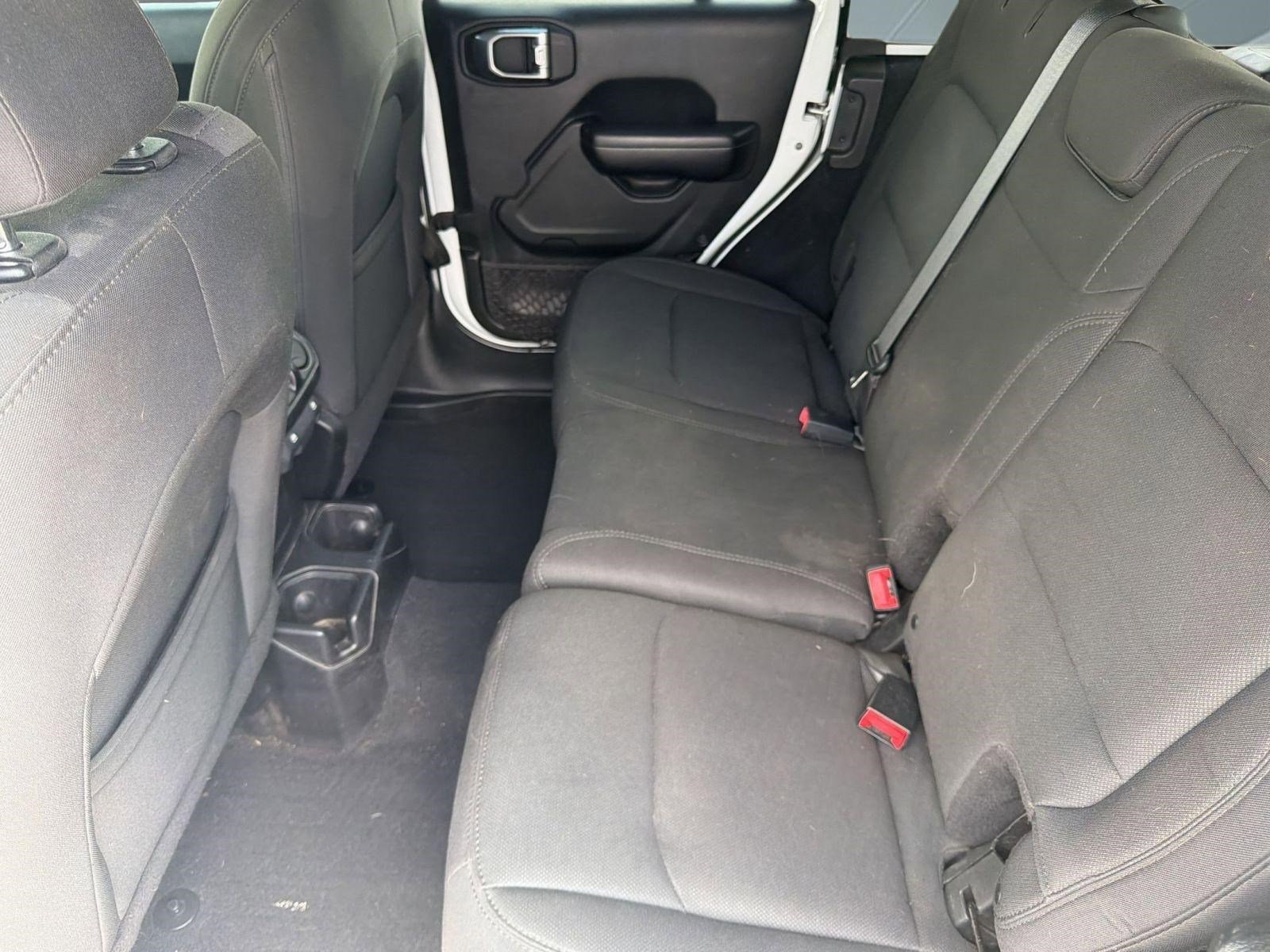 Used 2018 Jeep Wrangler Unlimited Sport S image 25