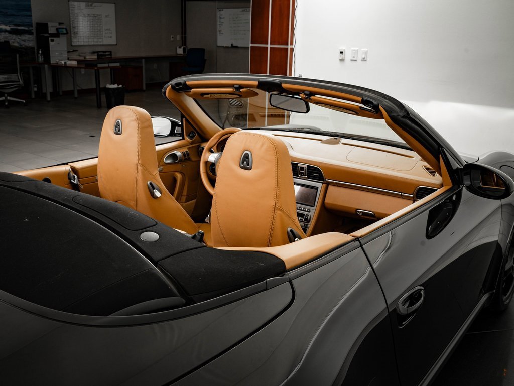 Used 2005 Porsche 911 Carrera S image 26
