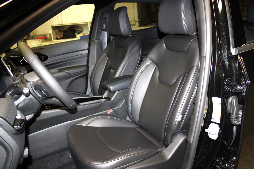 New 2026 Jeep Compass Limited image 24