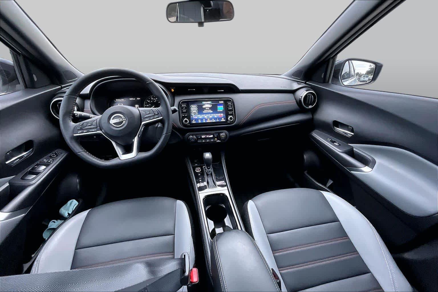 Used 2024 Nissan Kicks SR w/ SR Premium Package FWD image 15