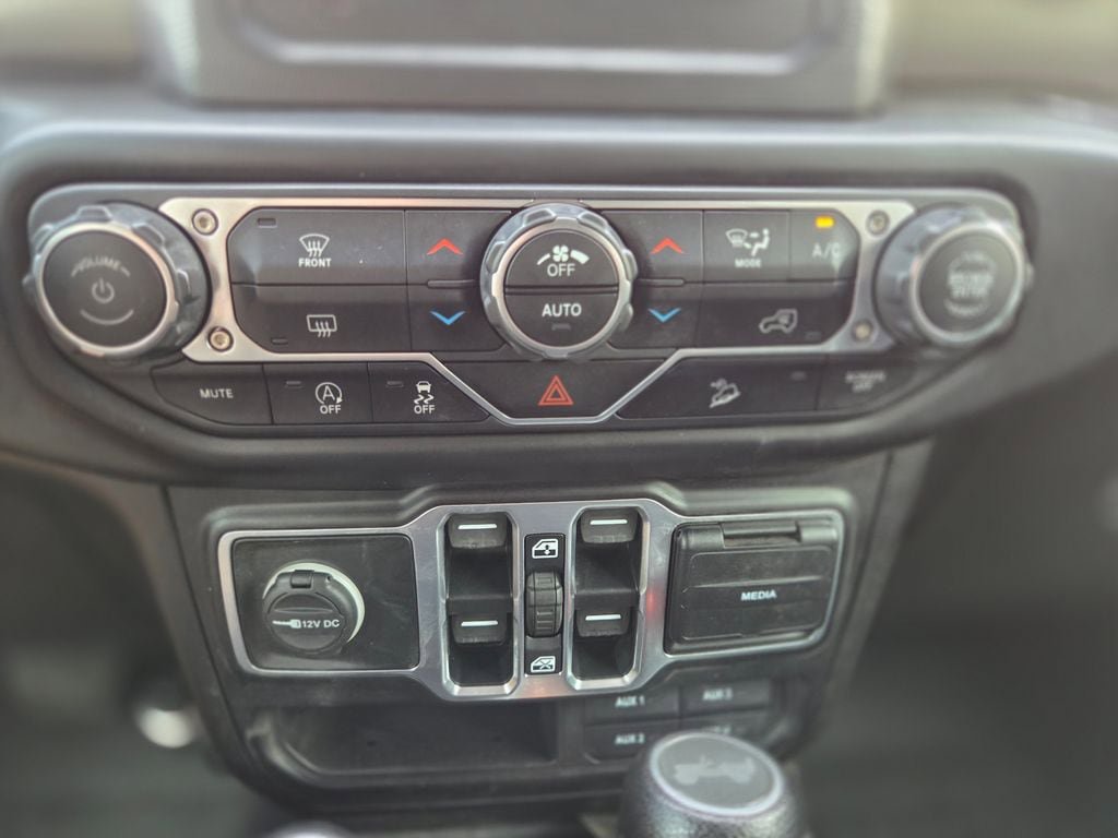 Used 2020 Jeep Wrangler Unlimited Sport AWD/4WD image 24