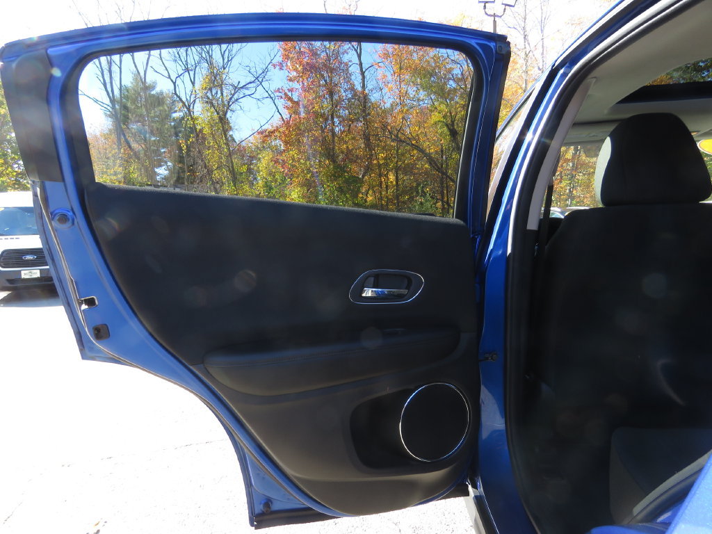 Used 2018 Honda HR-V EX image 18