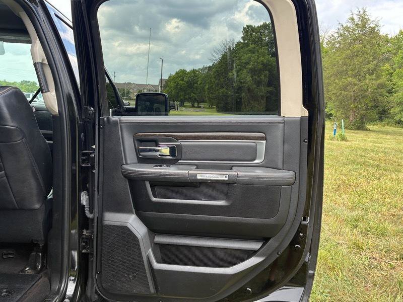 Used 2014 RAM 2500 Limited AWD/4WD image 18
