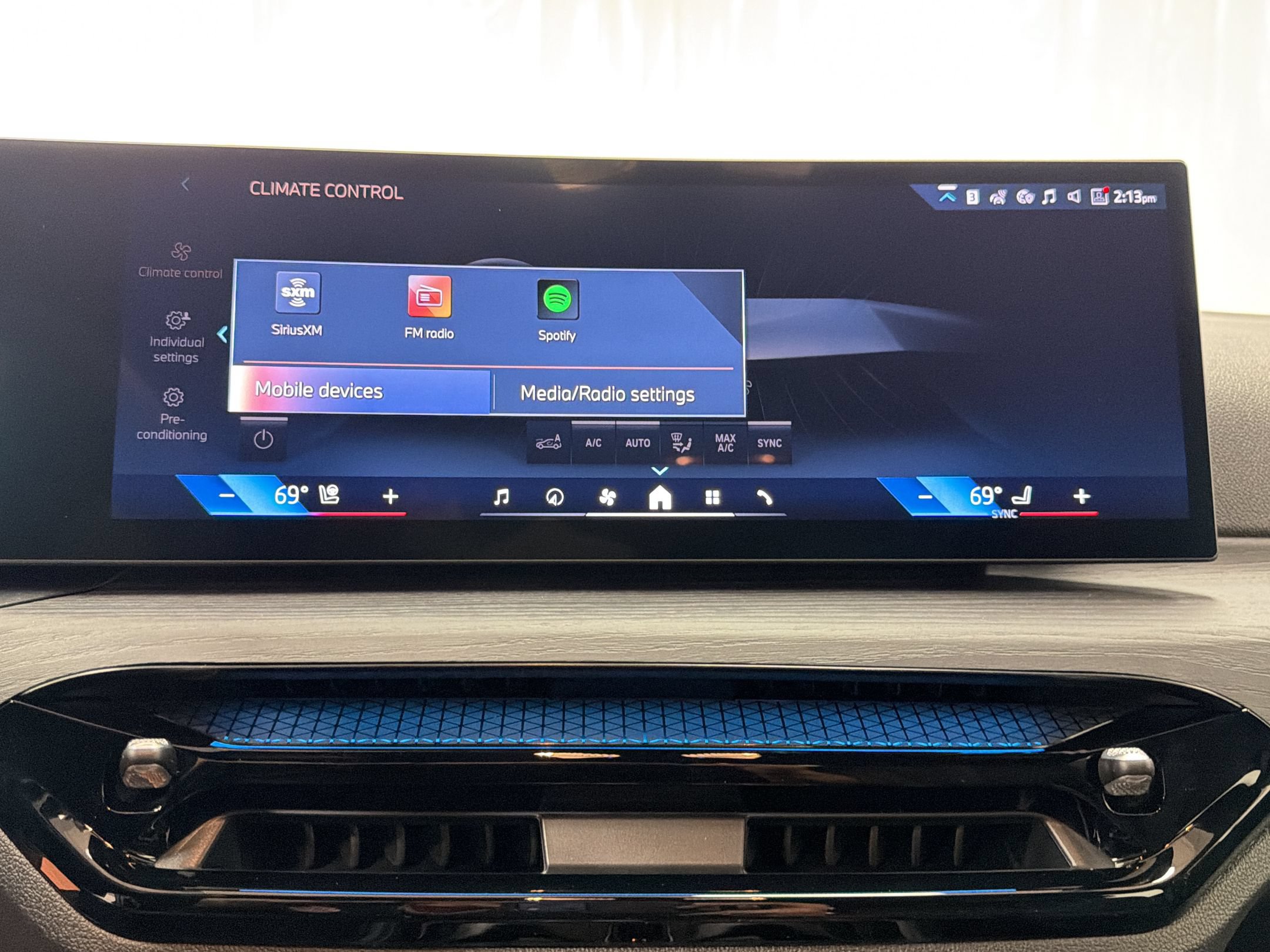 Used 2026 BMW i4 xDrive40i w/ Premium Package AWD/4WD image 20