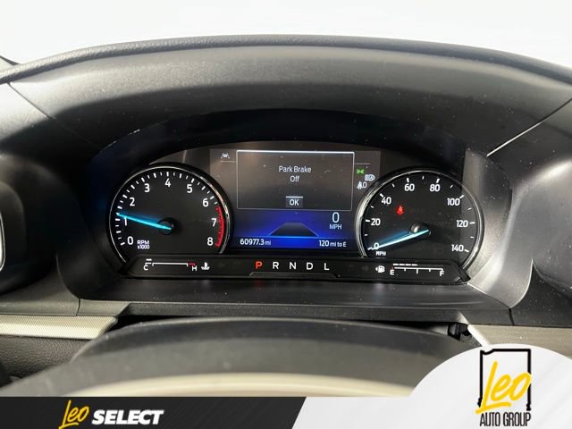 Used 2023 Ford Explorer XLT w/ Equipment Group 202A AWD/4WD image 14