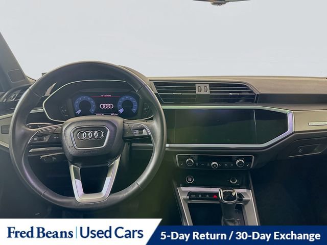 Used 2023 Audi Q3 2.0T Premium w/ Convenience Package AWD/4WD image 23