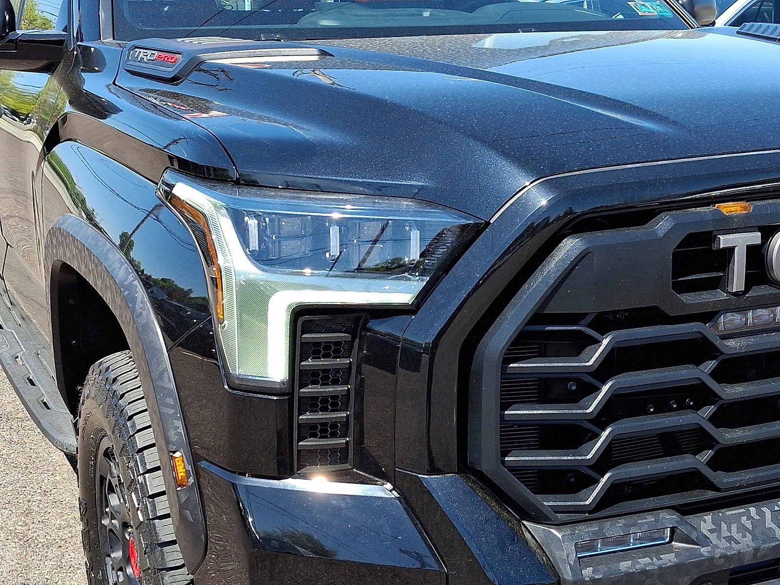 Used 2024 Toyota Tundra TRD Pro AWD/4WD image 9