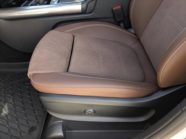 New 2026 Mercedes-Benz GLA 35 AMG 4MATIC image 4