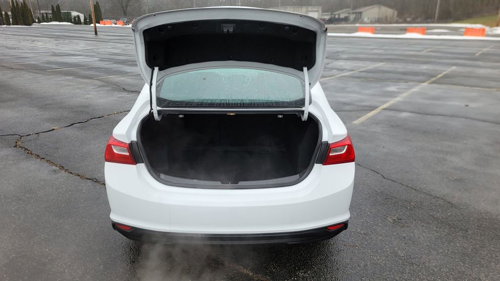 Used 2023 Chevrolet Malibu LT image 11