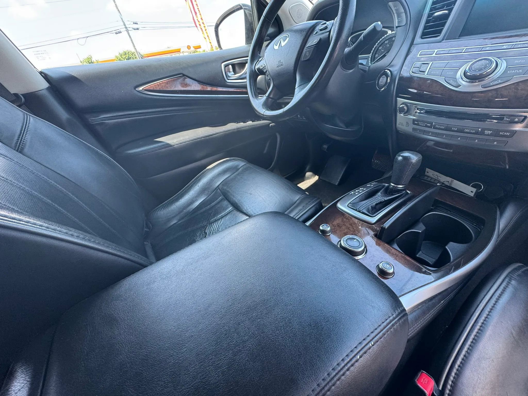 Used 2013 INFINITI JX35 AWD w/ Premium Pkg image 27