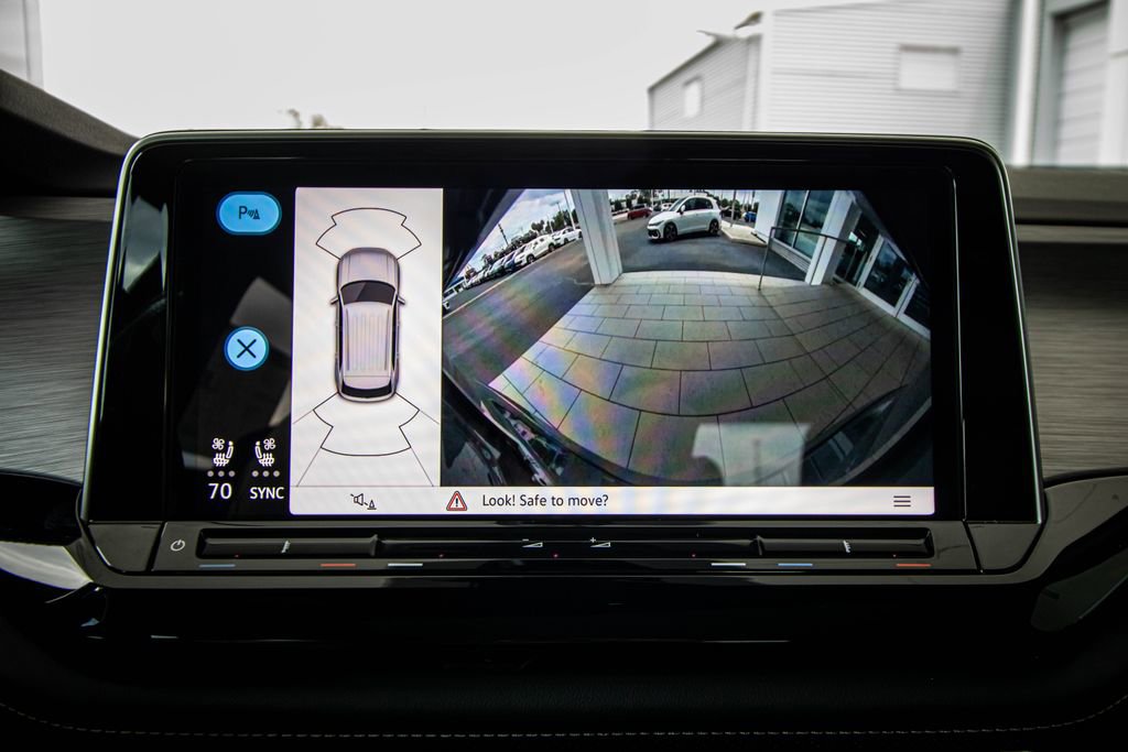 New 2026 Volkswagen Atlas Cross Sport SE FWD image 47